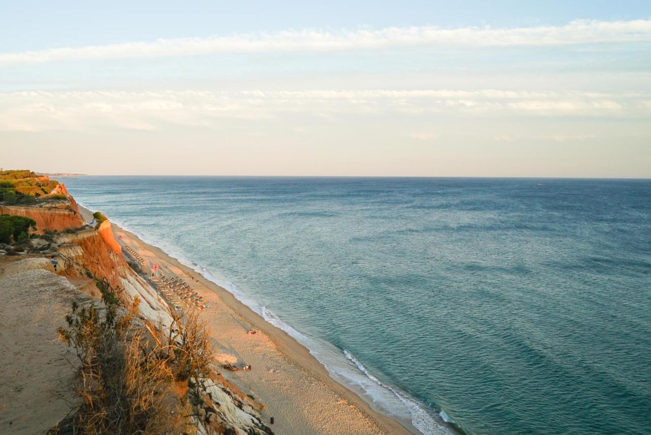 Falesia Cliff By The Portuguese Butler Appartement *